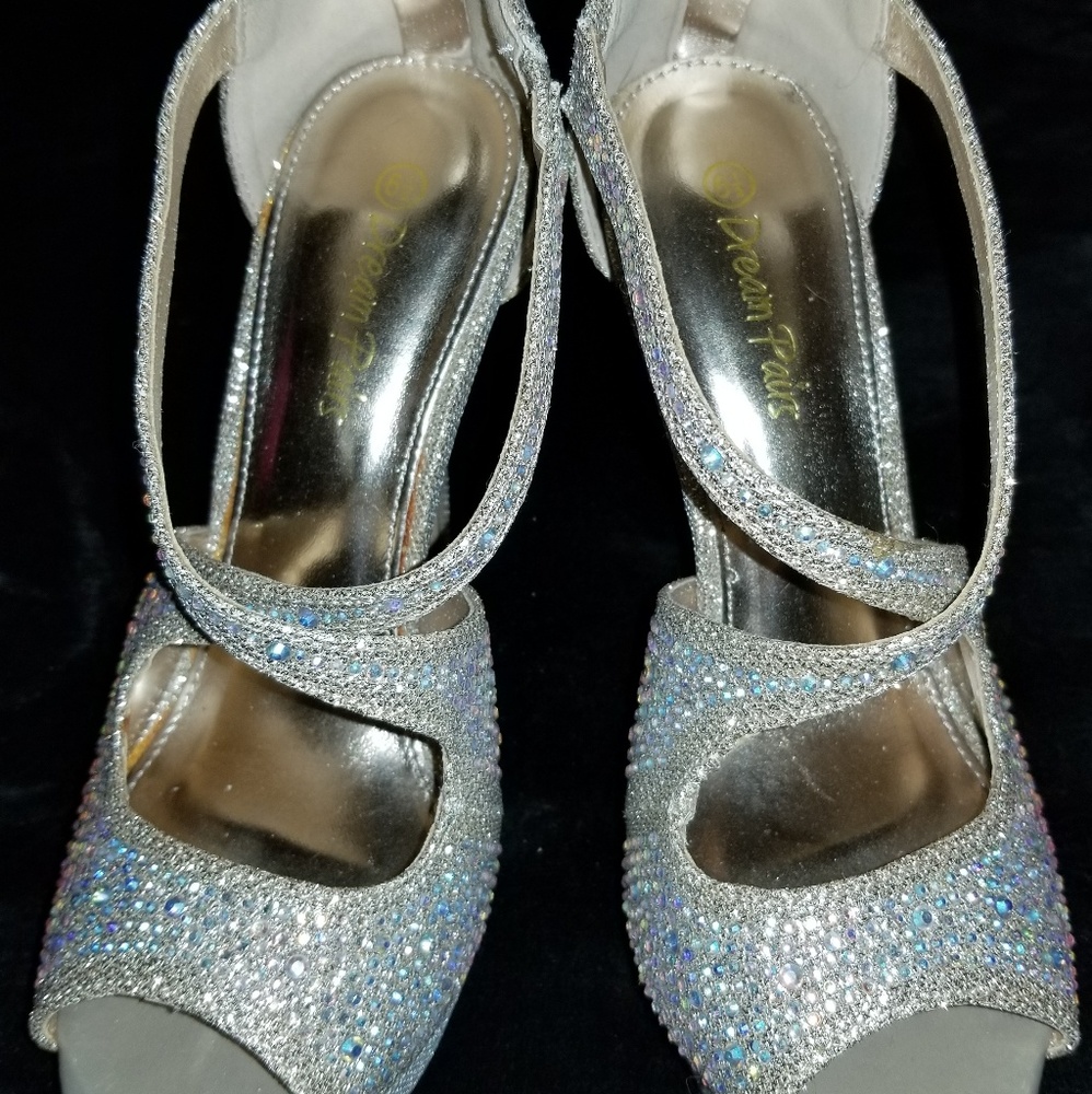 High heels - Picture 2 of 5